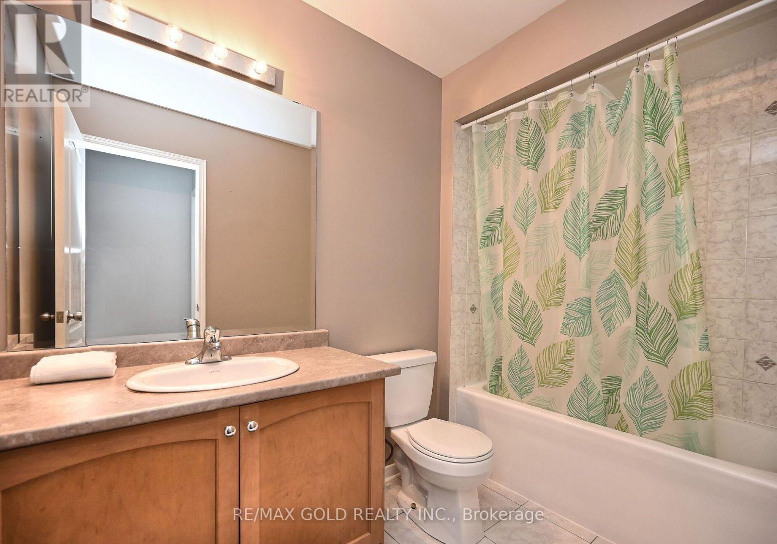 96 Ledger Point Crescent, Brampton (Sandringham-Wellington North), Ontario  L6R 3W1 - Photo 32 - W12482184