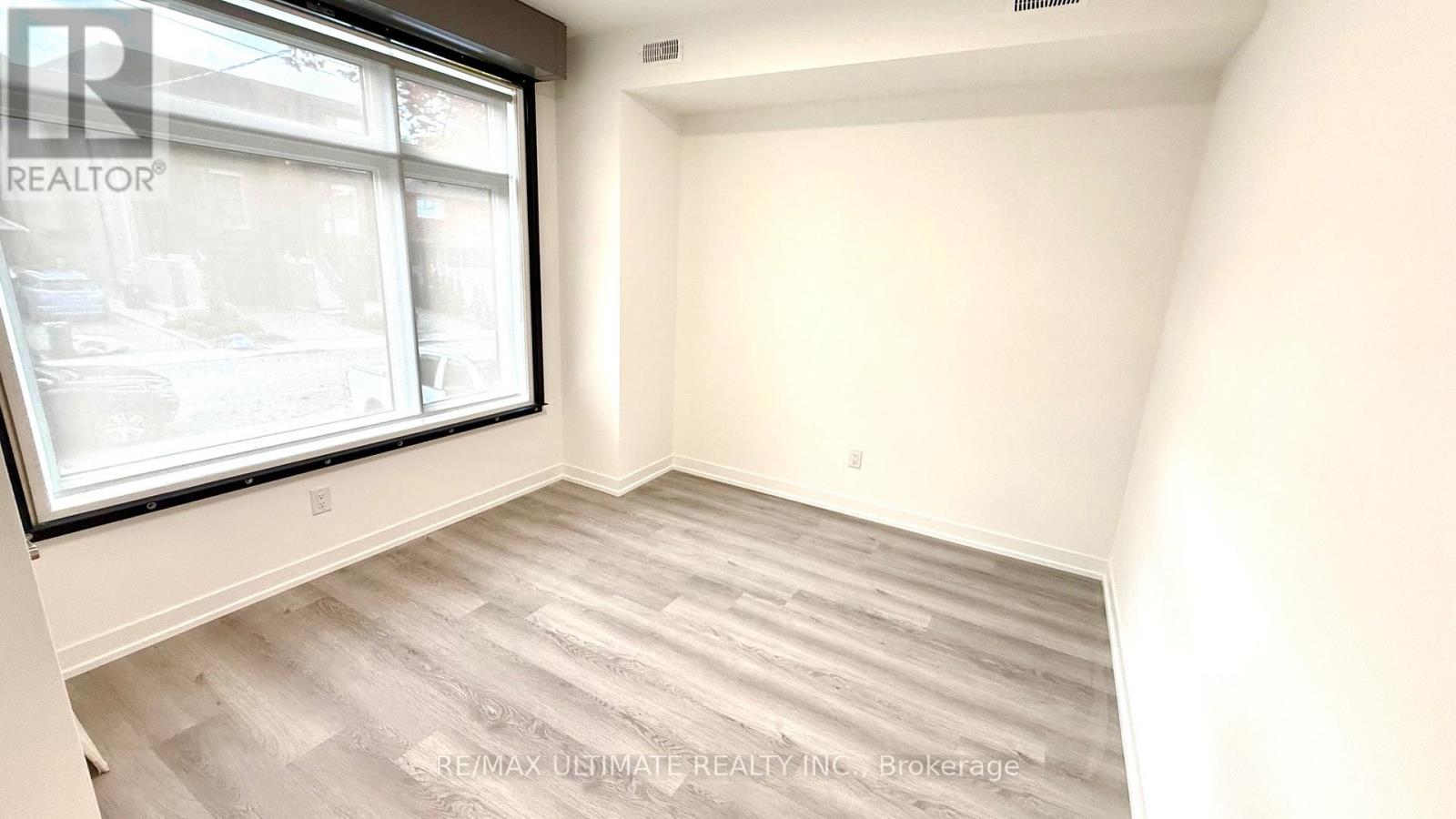 Unit 2 - 56b East Drive, Toronto, Ontario  M6N 2N9 - Photo 11 - W12482188