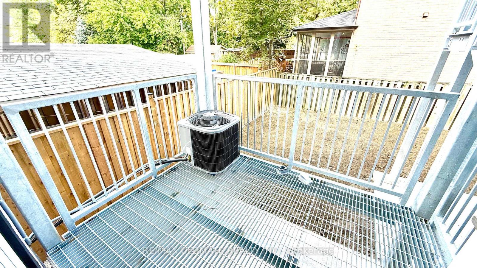 Unit 2 - 56b East Drive, Toronto, Ontario  M6N 2N9 - Photo 14 - W12482188