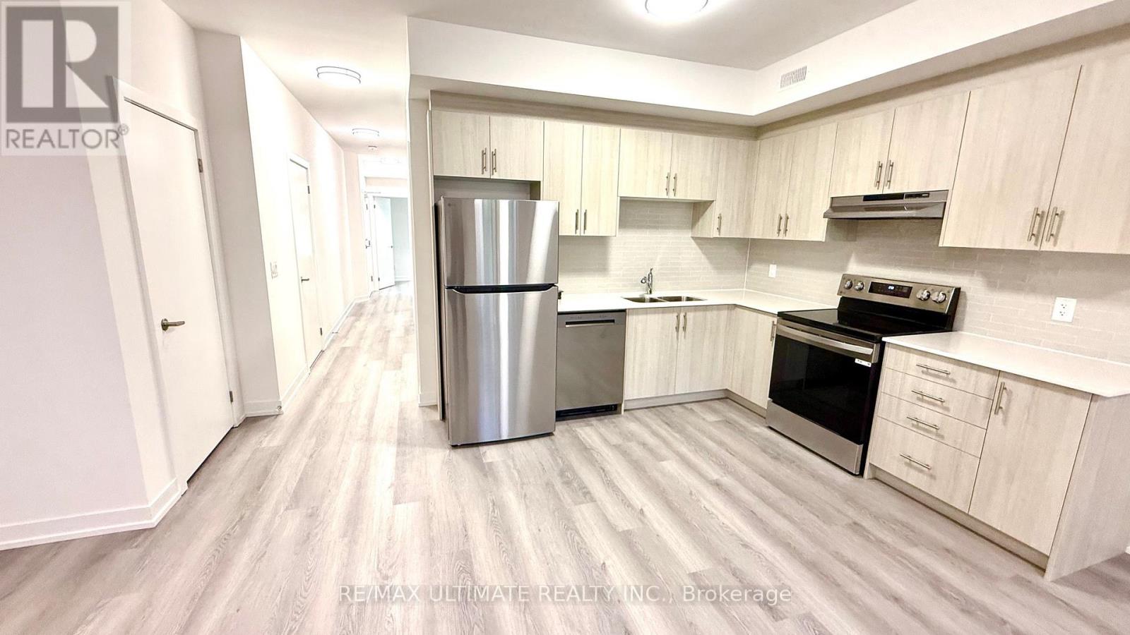 Unit 2 - 56b East Drive, Toronto, Ontario  M6N 2N9 - Photo 4 - W12482188