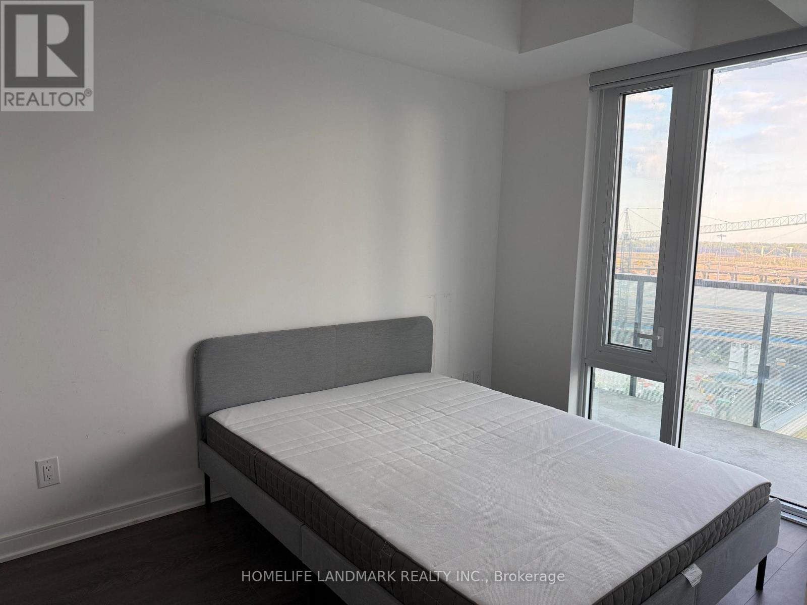 N1109 - 35 Rolling Mills Road, Toronto, Ontario  M5A 0V6 - Photo 9 - C12407876