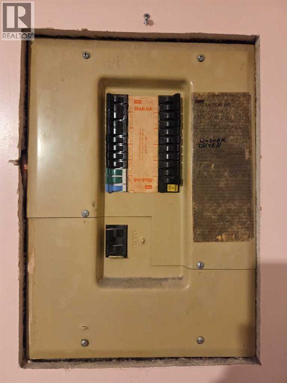 14830 21st Avenue, Frank, Alberta  T0K 0E0 - Photo 15 - A2240939