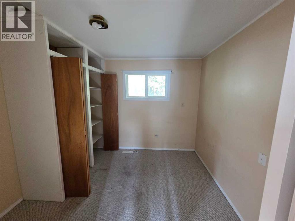 14830 21st Avenue, Frank, Alberta  T0K 0E0 - Photo 11 - A2240939