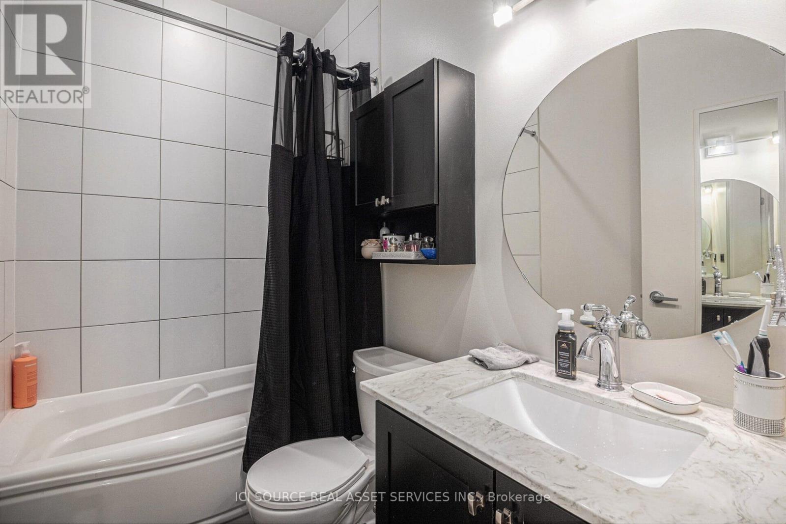 311 - 420 Berkley Avenue, Ottawa, Ontario  K2A 4H5 - Photo 13 - X12482138
