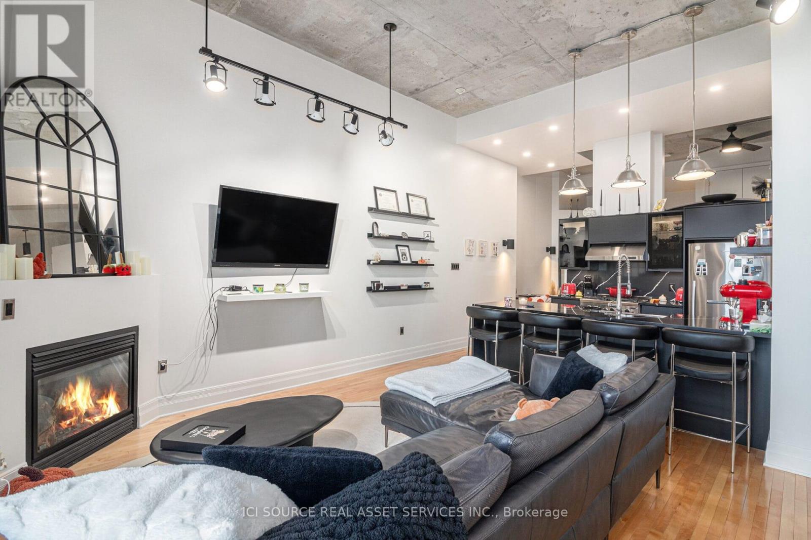 311 - 420 Berkley Avenue, Ottawa, Ontario  K2A 4H5 - Photo 8 - X12482138