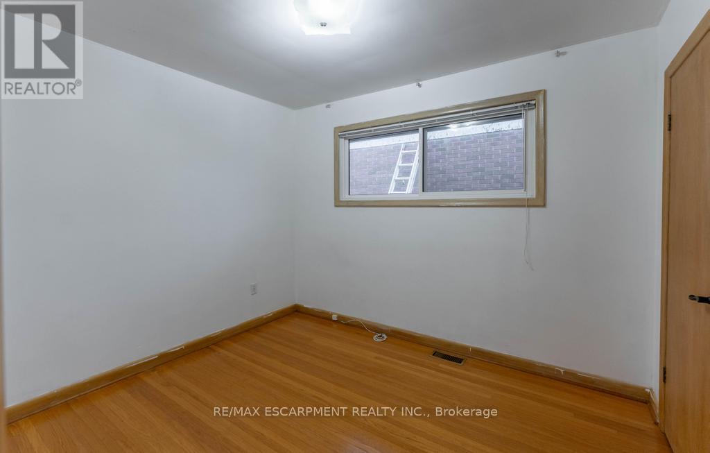 155 Wise Court, Hamilton, Ontario  L8T 2M1 - Photo 11 - X12482149