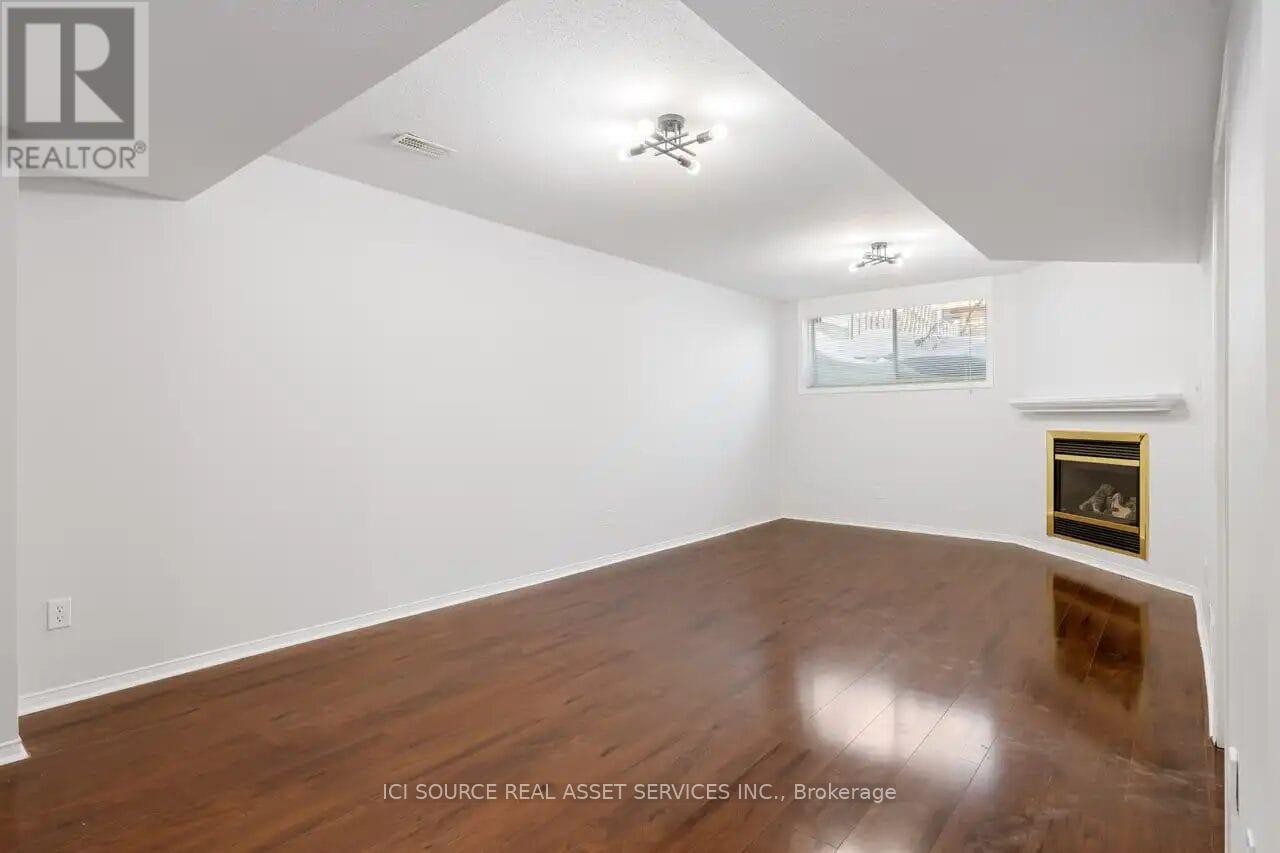 239 Meadowbreeze Drive, Ottawa, Ontario  K2M 3A6 - Photo 23 - X12482167