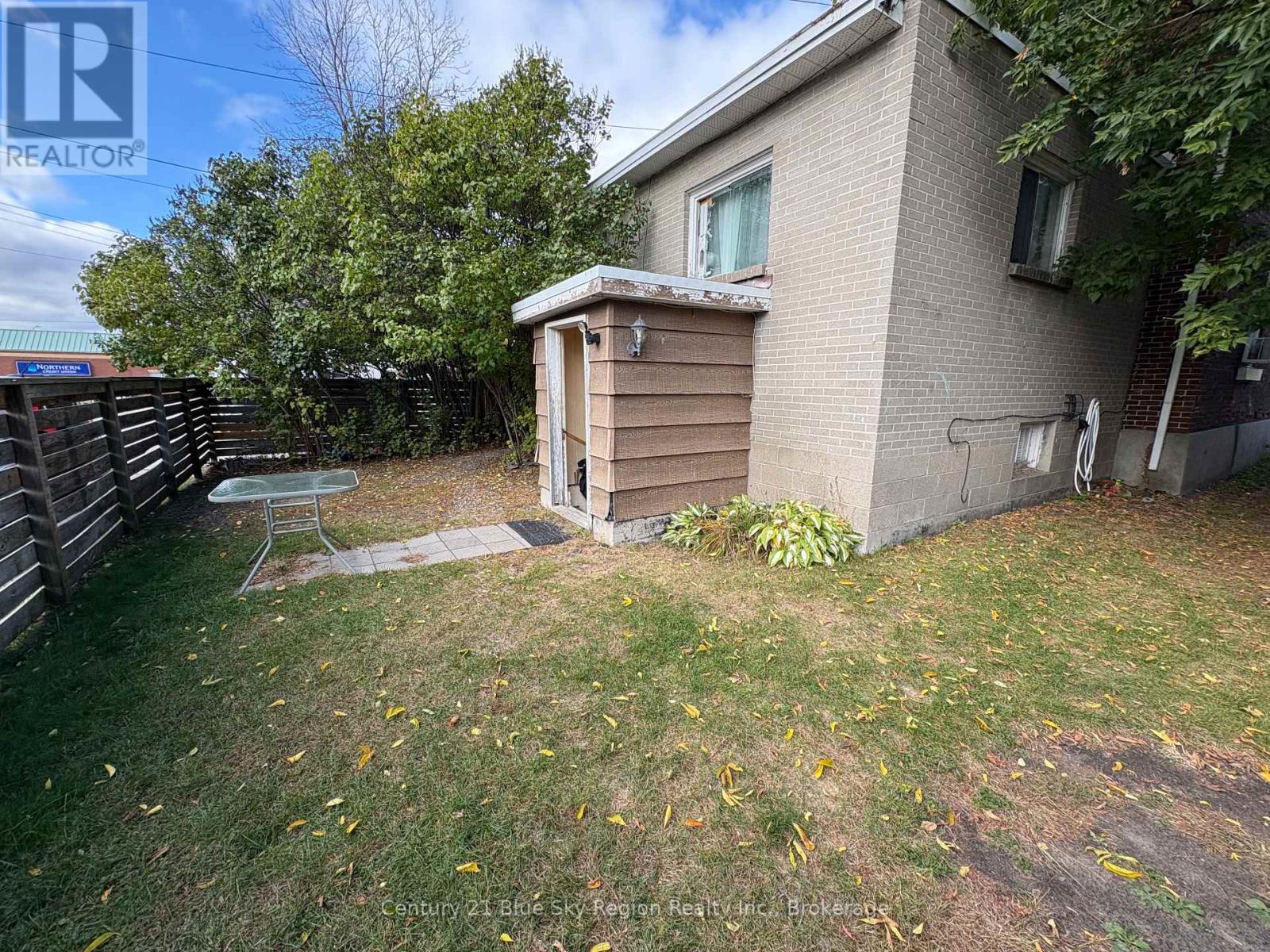 353 Regina Street, North Bay, Ontario  P1B 2J7 - Photo 20 - X12475397