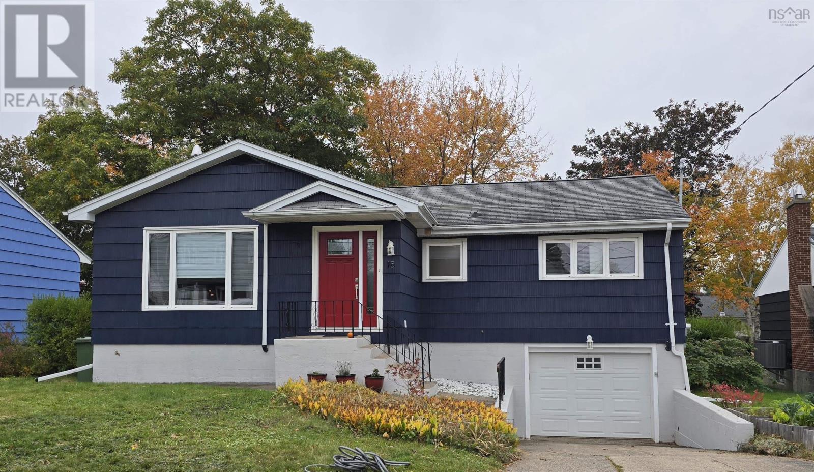 15 Laurier Street, Dartmouth, Nova Scotia  B3A 2G6 - Photo 1 - 202526391