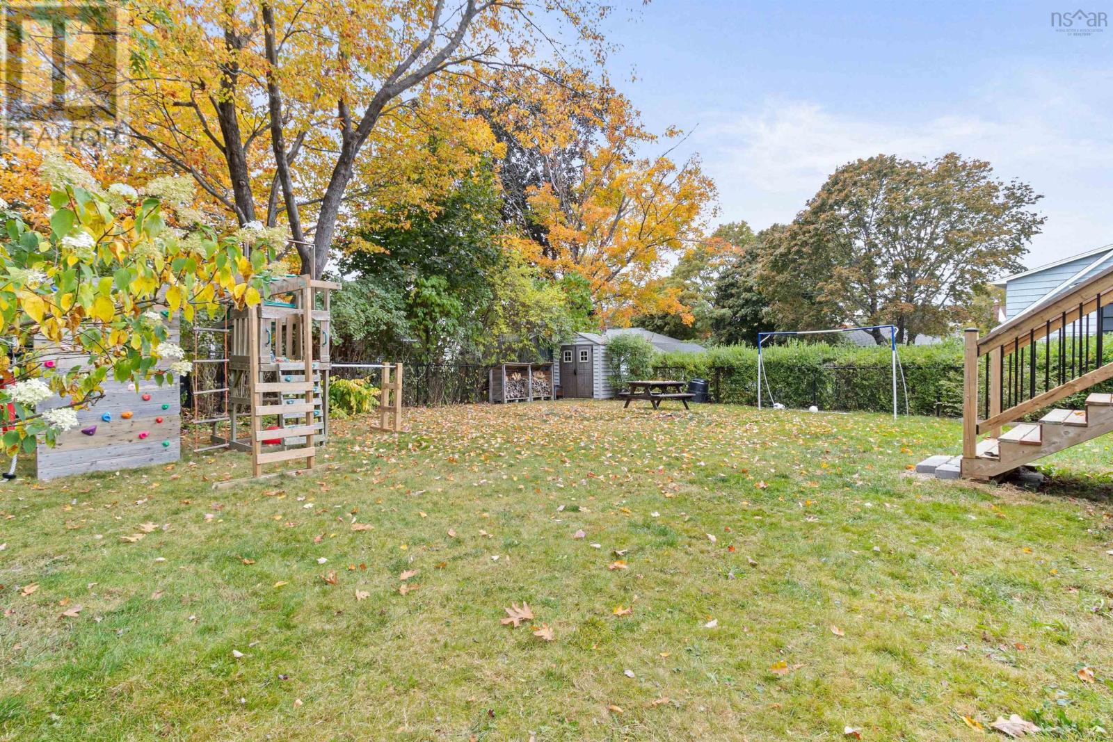 15 Laurier Street, Dartmouth, Nova Scotia  B3A 2G6 - Photo 38 - 202526391