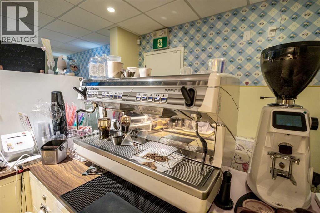 536 16 Avenue Nw, Calgary, Alberta  T2M 0J4 - Photo 15 - A2206149