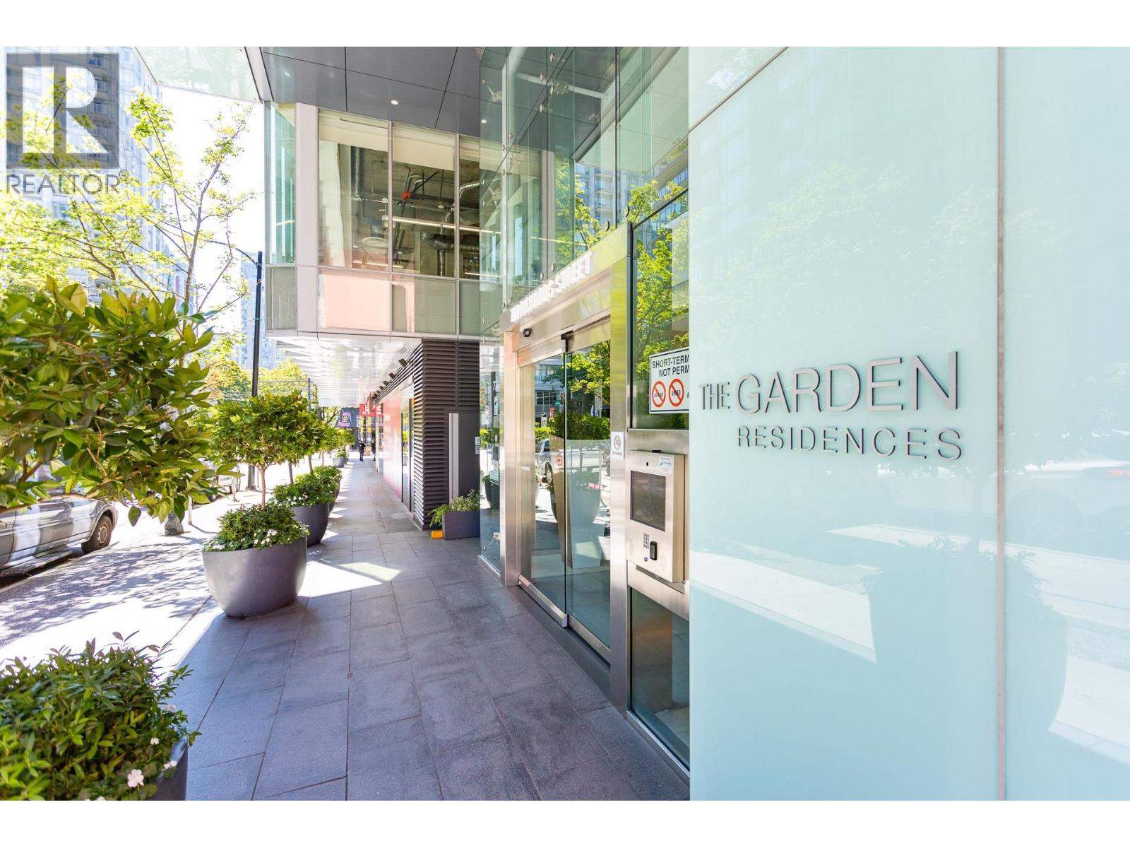 3609 777 Richards Street, Vancouver, British Columbia  V6B 0M6 - Photo 2 - R3048766