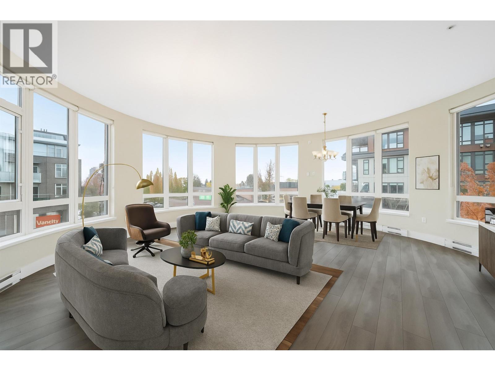 306 4307 HASTINGS STREET, Burnaby, British Columbia