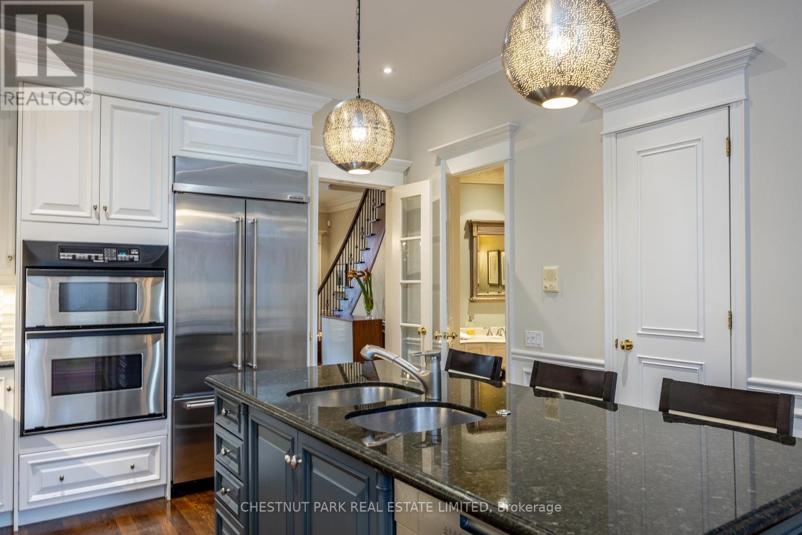 117 Davenport Road, Toronto, Ontario  M5R 1H8 - Photo 19 - C12482195