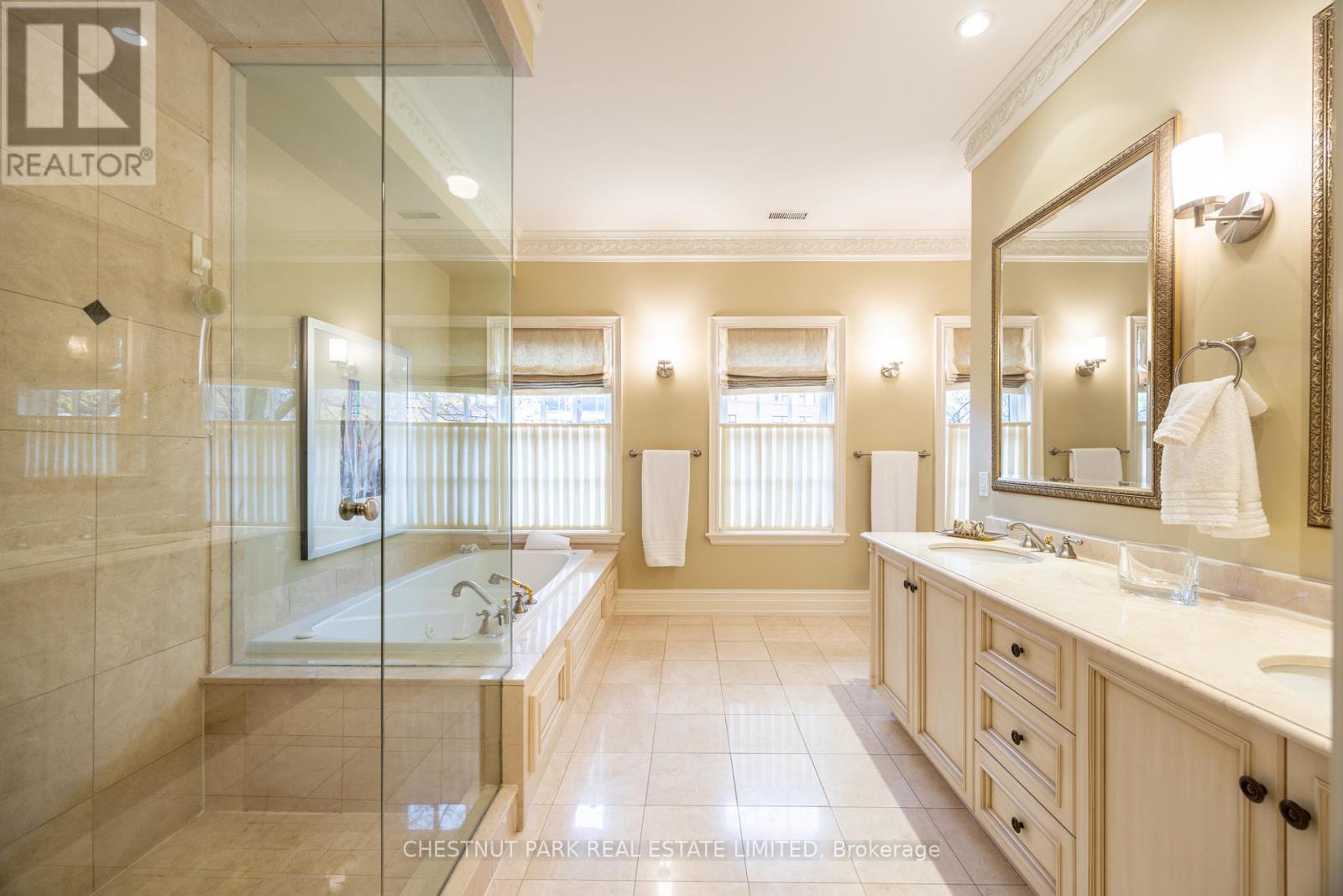 117 Davenport Road, Toronto, Ontario  M5R 1H8 - Photo 28 - C12482195