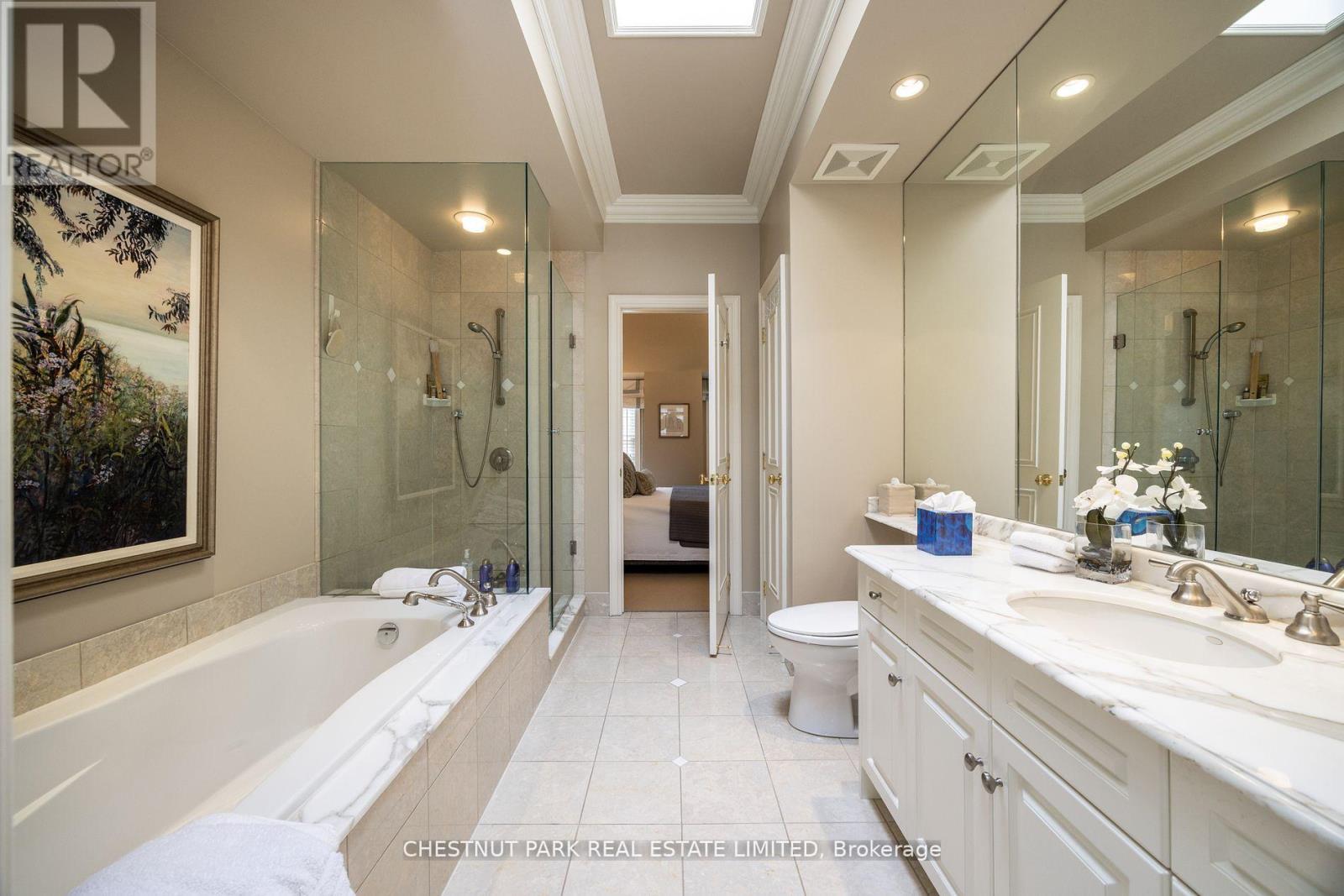 117 Davenport Road, Toronto, Ontario  M5R 1H8 - Photo 35 - C12482195