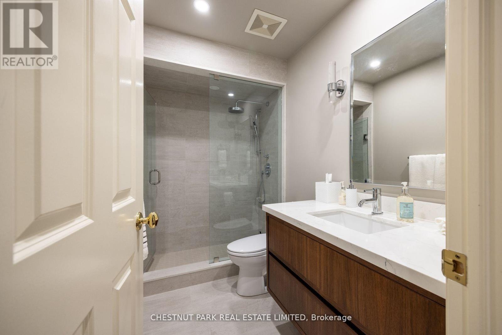 117 Davenport Road, Toronto, Ontario  M5R 1H8 - Photo 43 - C12482195