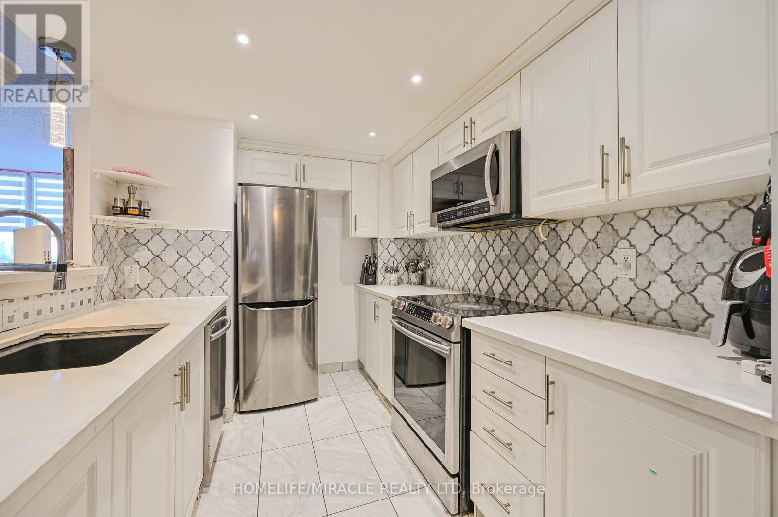 511 - 5 Rowntree Road, Toronto, Ontario  M9V 5G9 - Photo 15 - W12482203