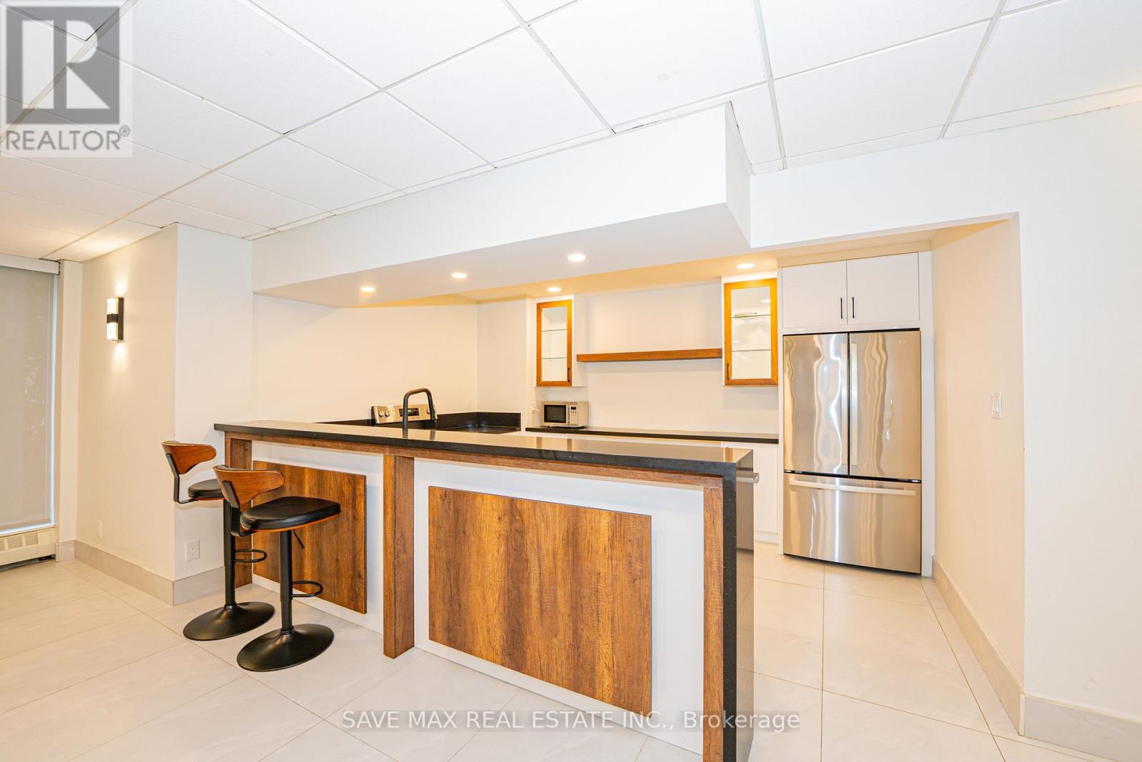 2207 - 350 Webb Drive, Mississauga, Ontario  L5B 3W4 - Photo 27 - W12482205