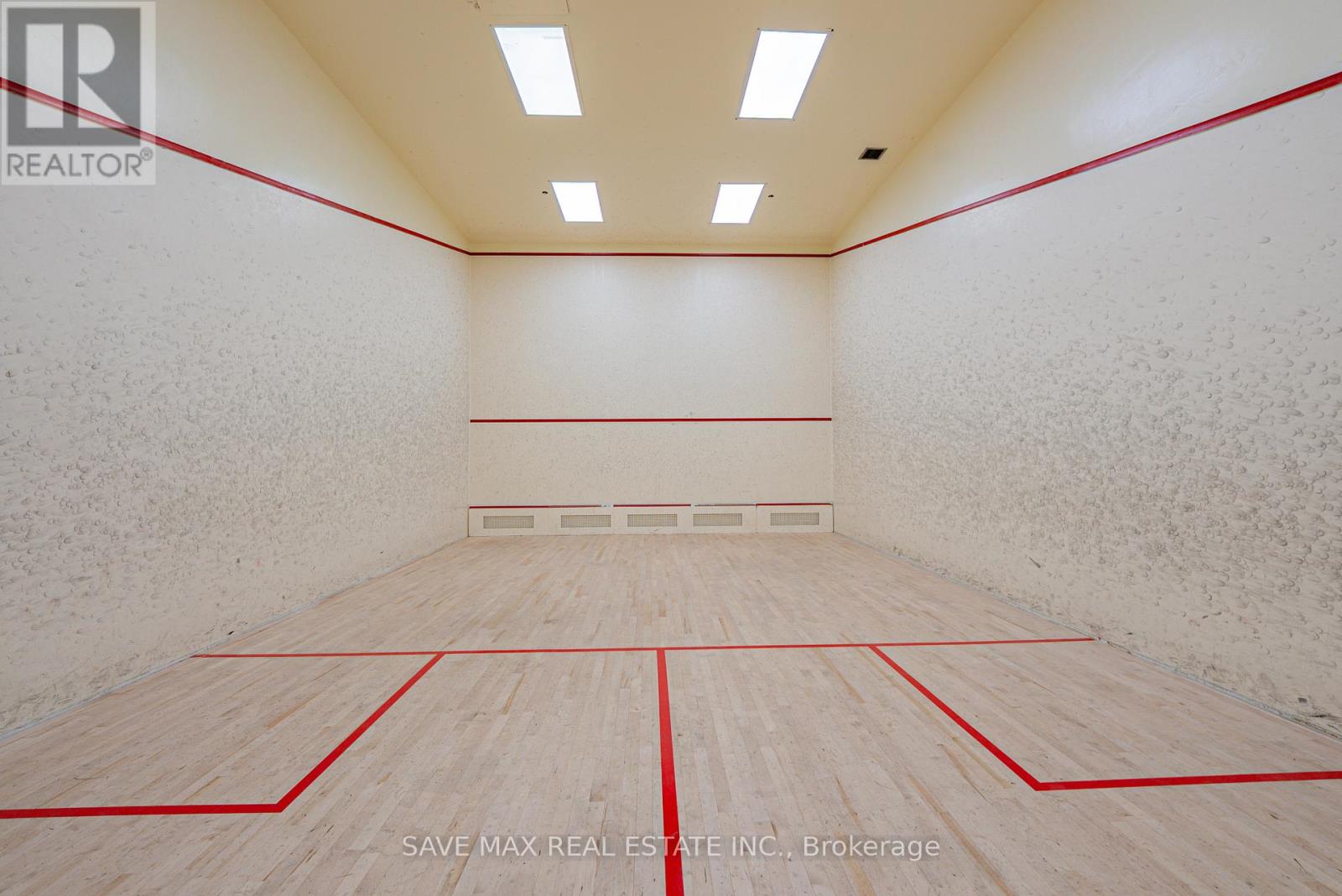 2207 - 350 Webb Drive, Mississauga, Ontario  L5B 3W4 - Photo 31 - W12482205