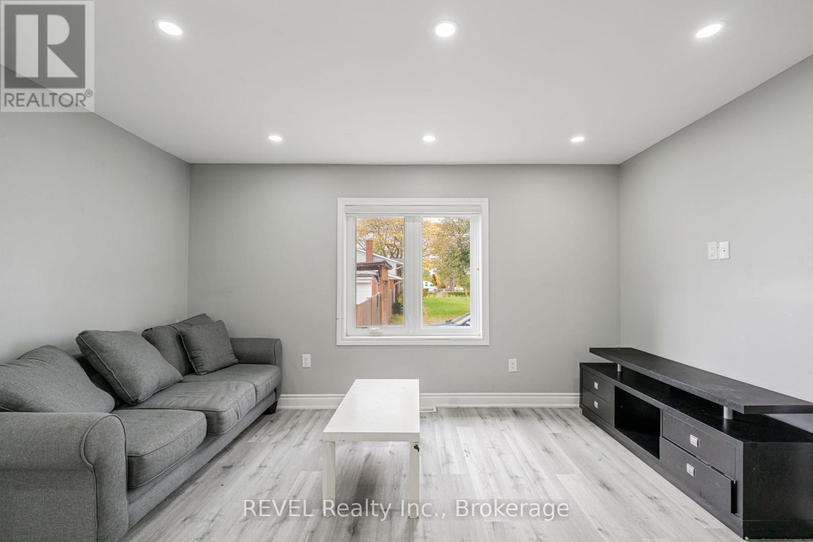 1269 1273 Larkin Road E, Niagara-On-The-Lake (River), Ontario  L0S 1J0 - Photo 13 - X12482234