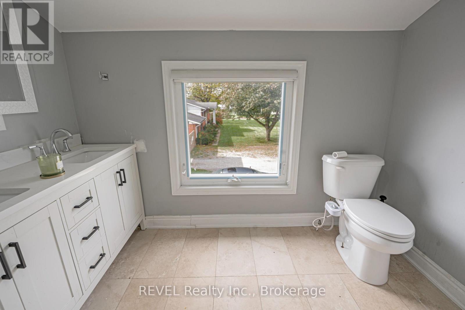 1269 1273 Larkin Road E, Niagara-On-The-Lake (River), Ontario  L0S 1J0 - Photo 16 - X12482234