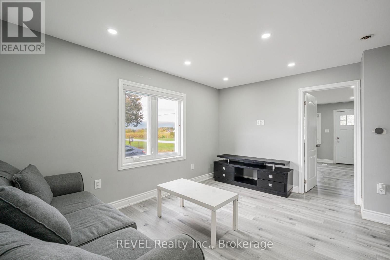 1269 1273 Larkin Road E, Niagara-On-The-Lake (River), Ontario  L0S 1J0 - Photo 17 - X12482234