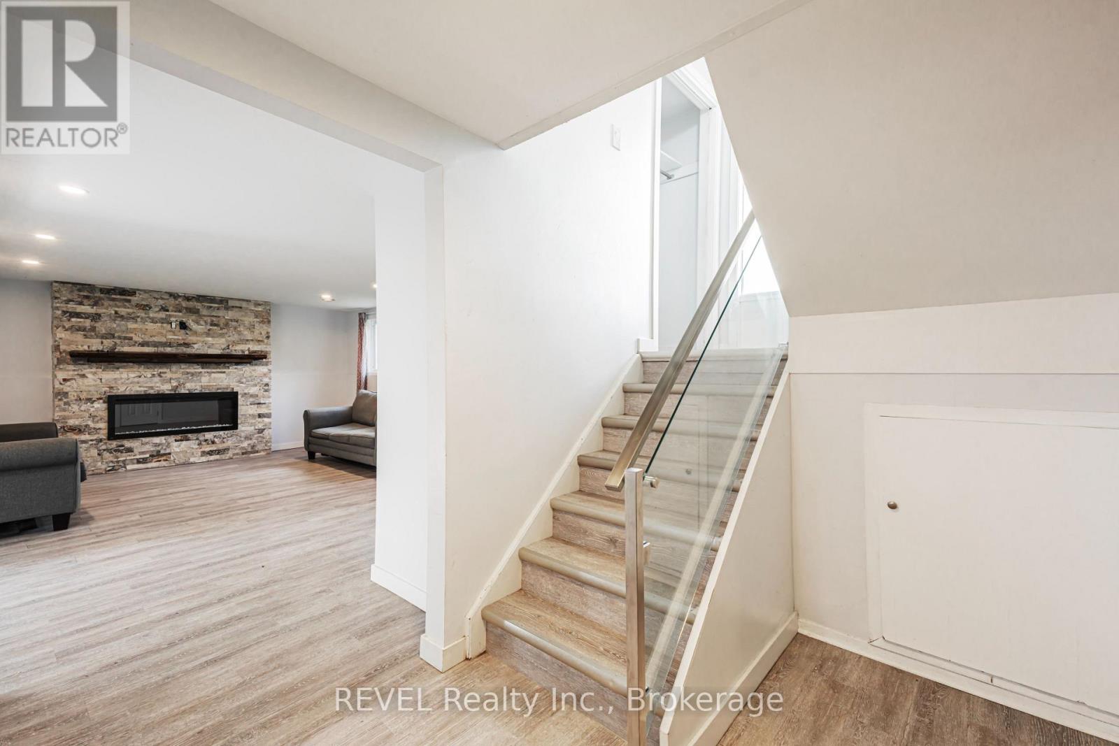 1269 1273 Larkin Road E, Niagara-On-The-Lake (River), Ontario  L0S 1J0 - Photo 33 - X12482234