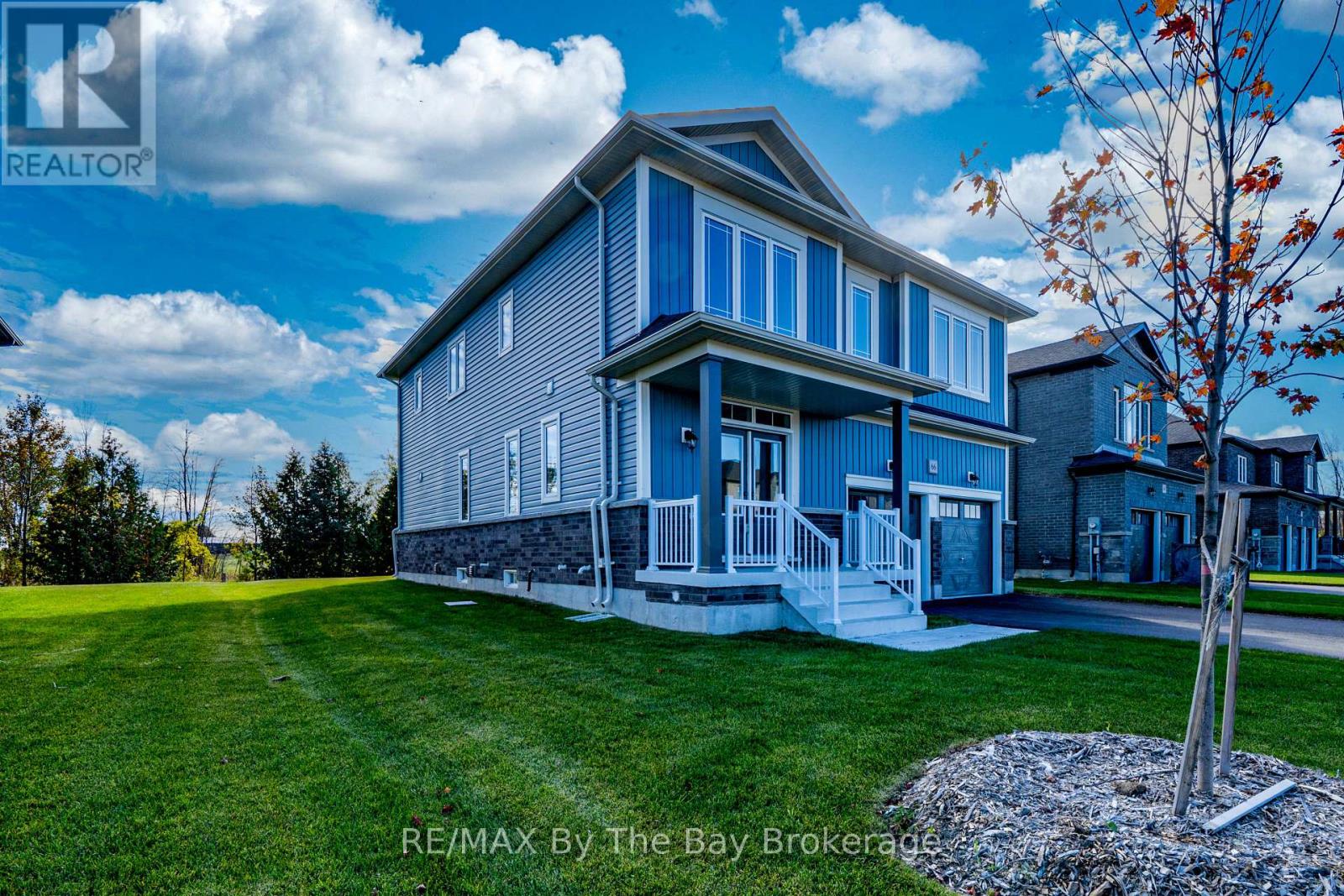 66 Amber Drive, Wasaga Beach, Ontario  L9Z 0R9 - Photo 4 - S12445614