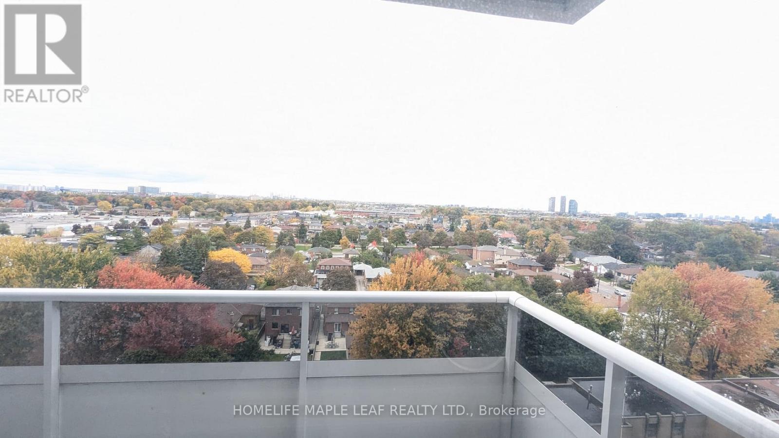 1211 - 200 Lotherton Pathway, Toronto, Ontario  M6B 2G8 - Photo 11 - W12482052
