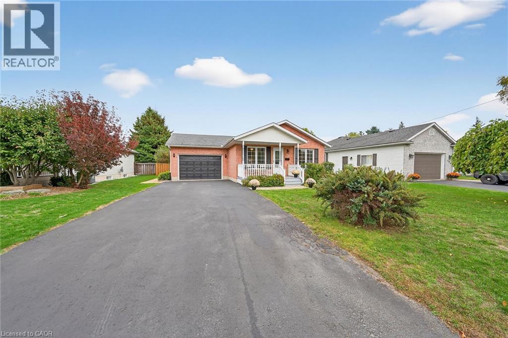 613 Tamarac Street, Dunnville, Ontario  N1A 2E2 - Photo 2 - 40782061