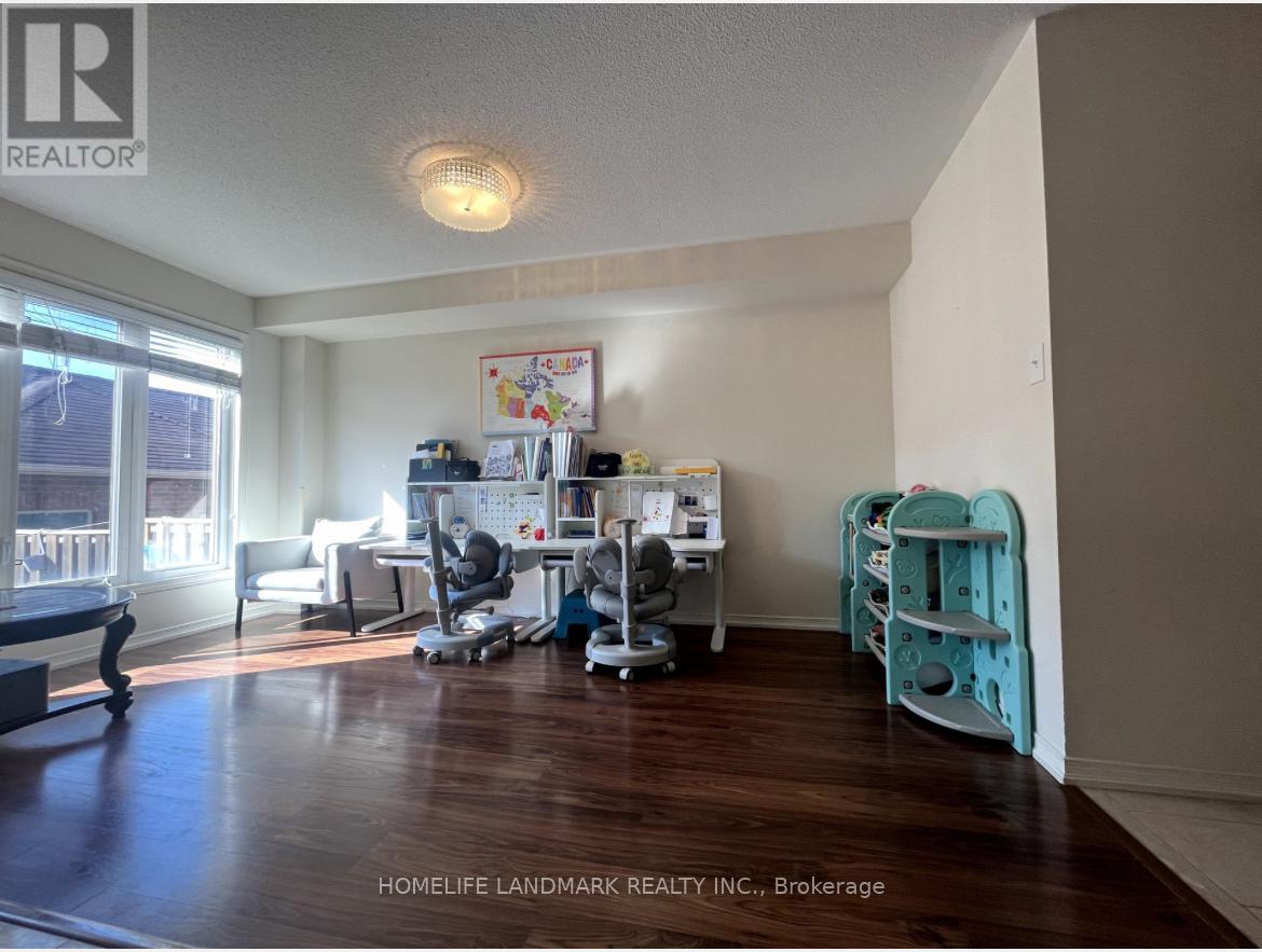 1083 Bur Oak Avenue, Markham, Ontario  L6E 1G8 - Photo 5 - N12482228