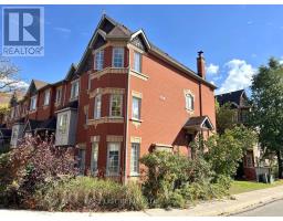 74 - 95 WELDRICK ROAD E, Richmond Hill, Ontario