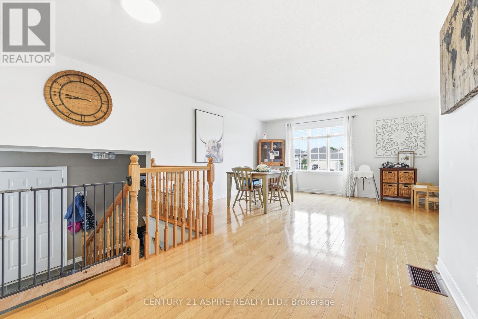 527 Angus Campbell Drive, Pembroke, Ontario  K8A 8K6 - Photo 9 - X12482266