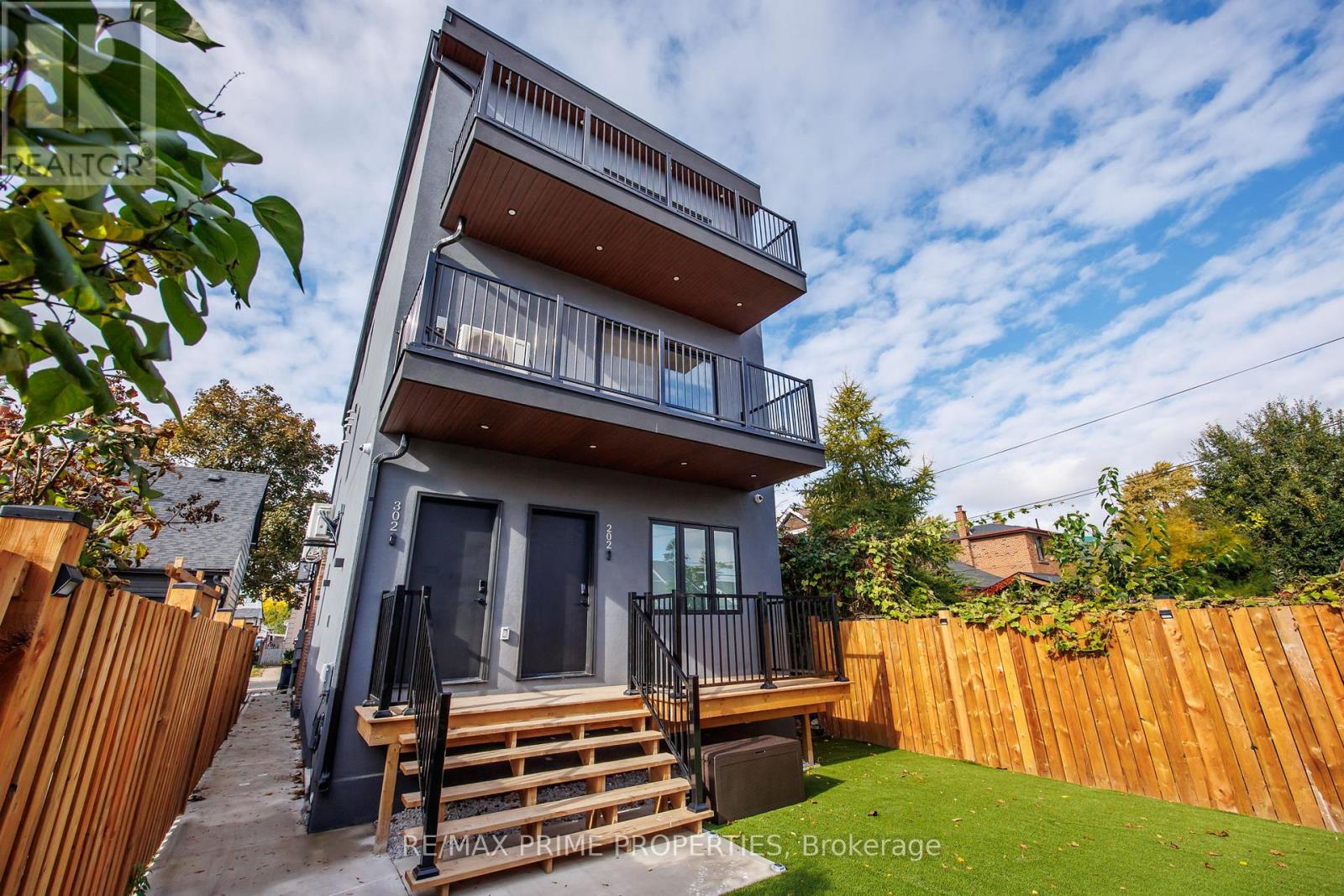 202 - 43 Batavia Avenue, Toronto, Ontario  M6N 4A1 - Photo 15 - W12482220
