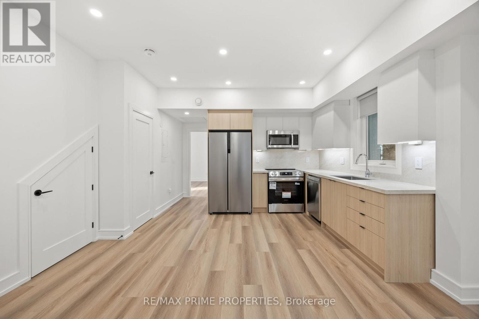 202 - 43 Batavia Avenue, Toronto, Ontario  M6N 4A1 - Photo 2 - W12482220