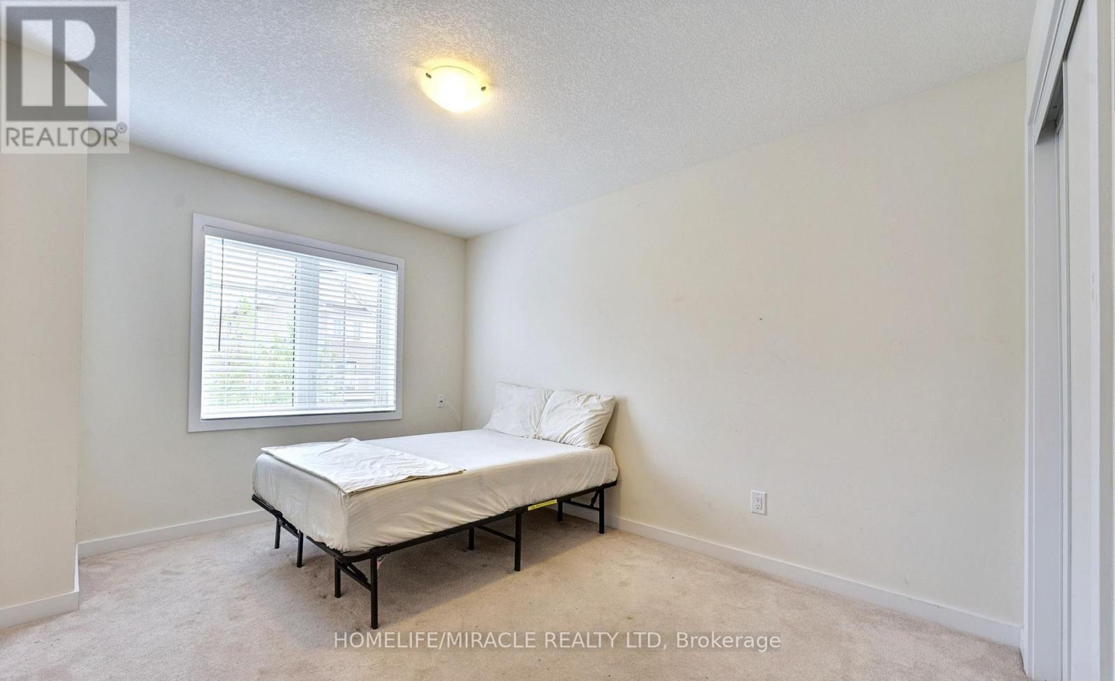 108 Golden Spring Drive, Brampton, Ontario  L7A 4N7 - Photo 28 - W12482232