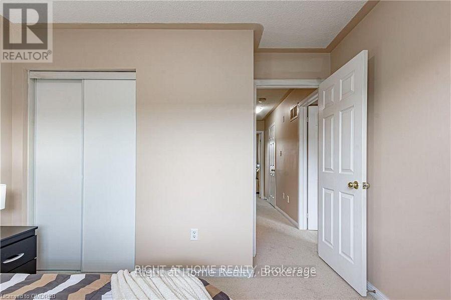 1407 Mcdermott Way N, Milton, Ontario  L9T 6L6 - Photo 18 - W12482238