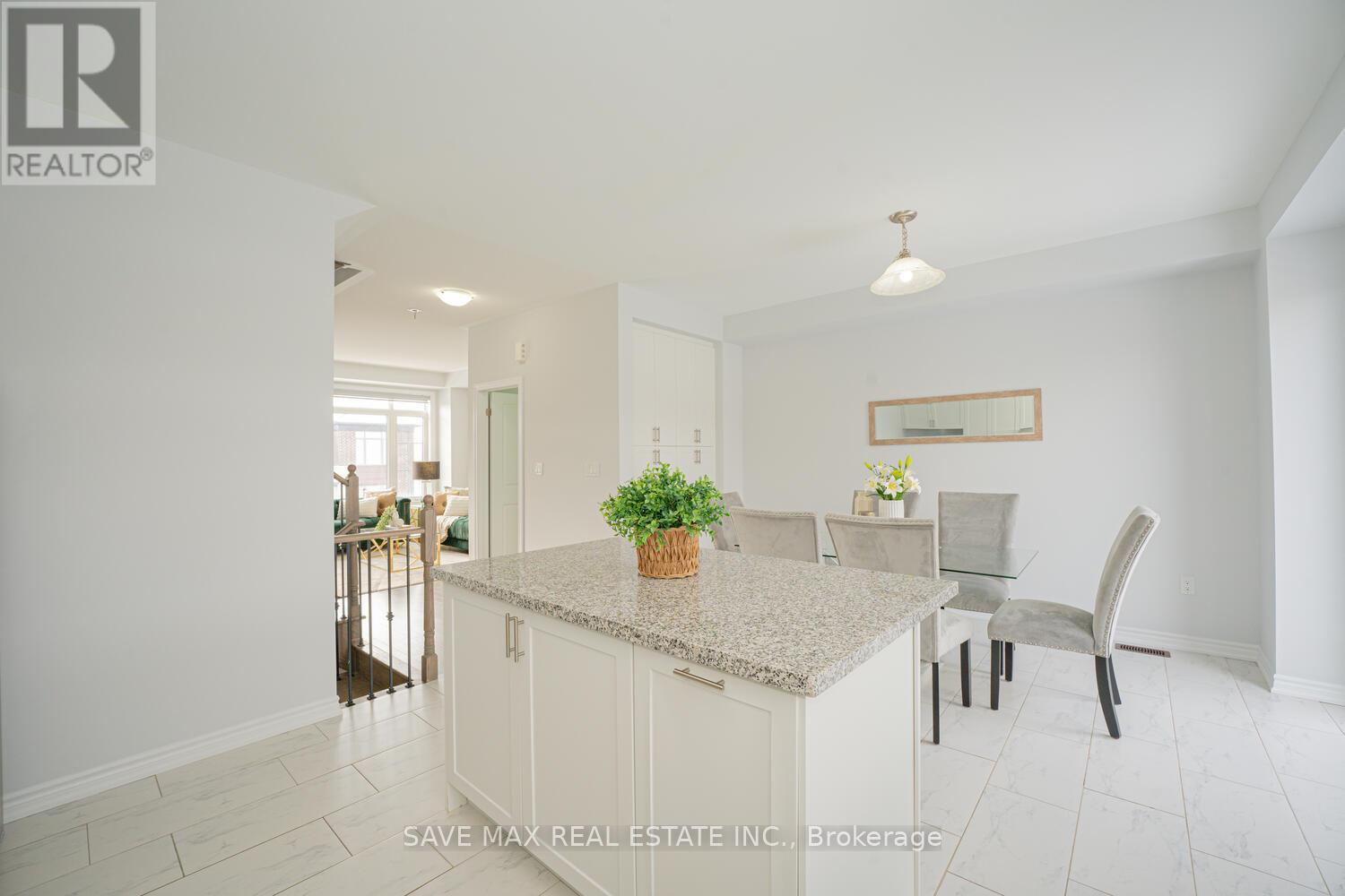 77 Minnock Street, Caledon, Ontario  L7C 4K8 - Photo 42 - W12482239