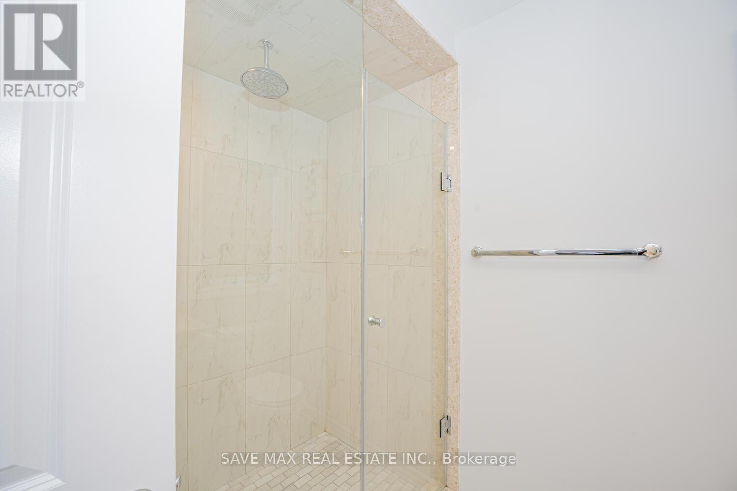 77 Minnock Street, Caledon, Ontario  L7C 4K8 - Photo 46 - W12482239