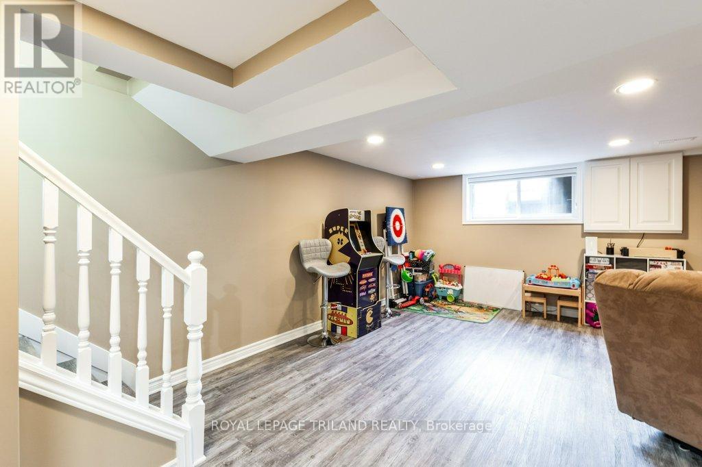 101 Confederation Drive, St. Thomas, Ontario  N5P 3P6 - Photo 38 - X12482265