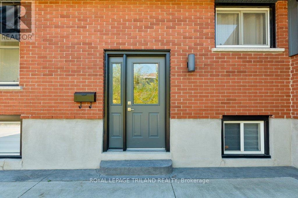 101 Confederation Drive, St. Thomas, Ontario  N5P 3P6 - Photo 4 - X12482265