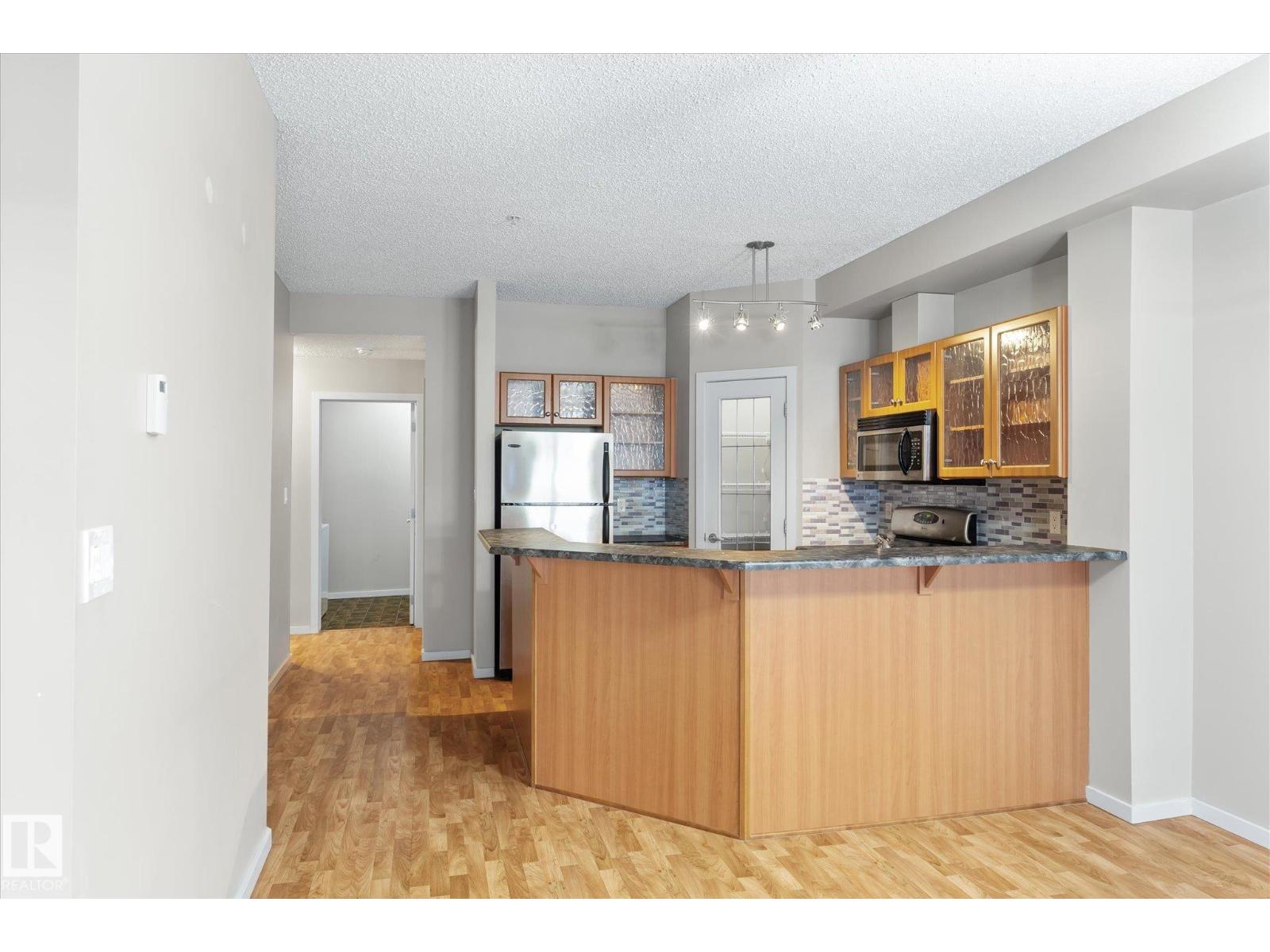 #303 9910 111 St Nw, Edmonton, Alberta  T5K 1K2 - Photo 19 - E4463540