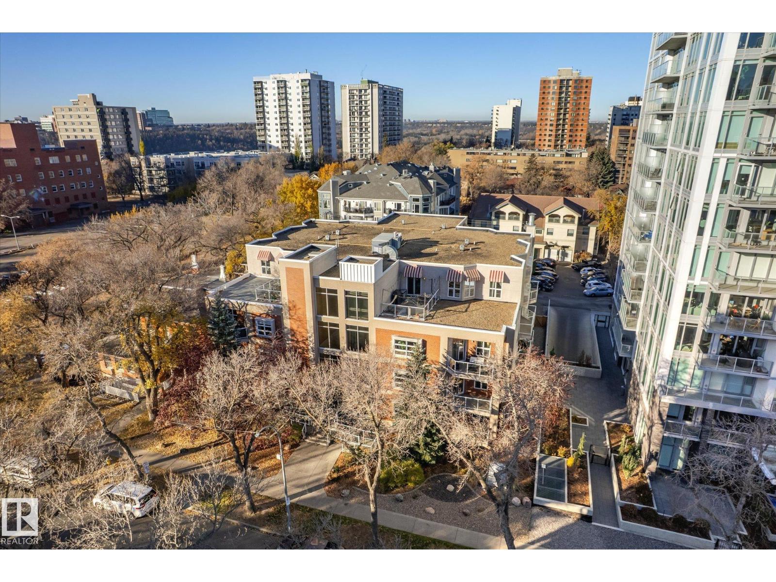 #303 9910 111 St Nw, Edmonton, Alberta  T5K 1K2 - Photo 2 - E4463540