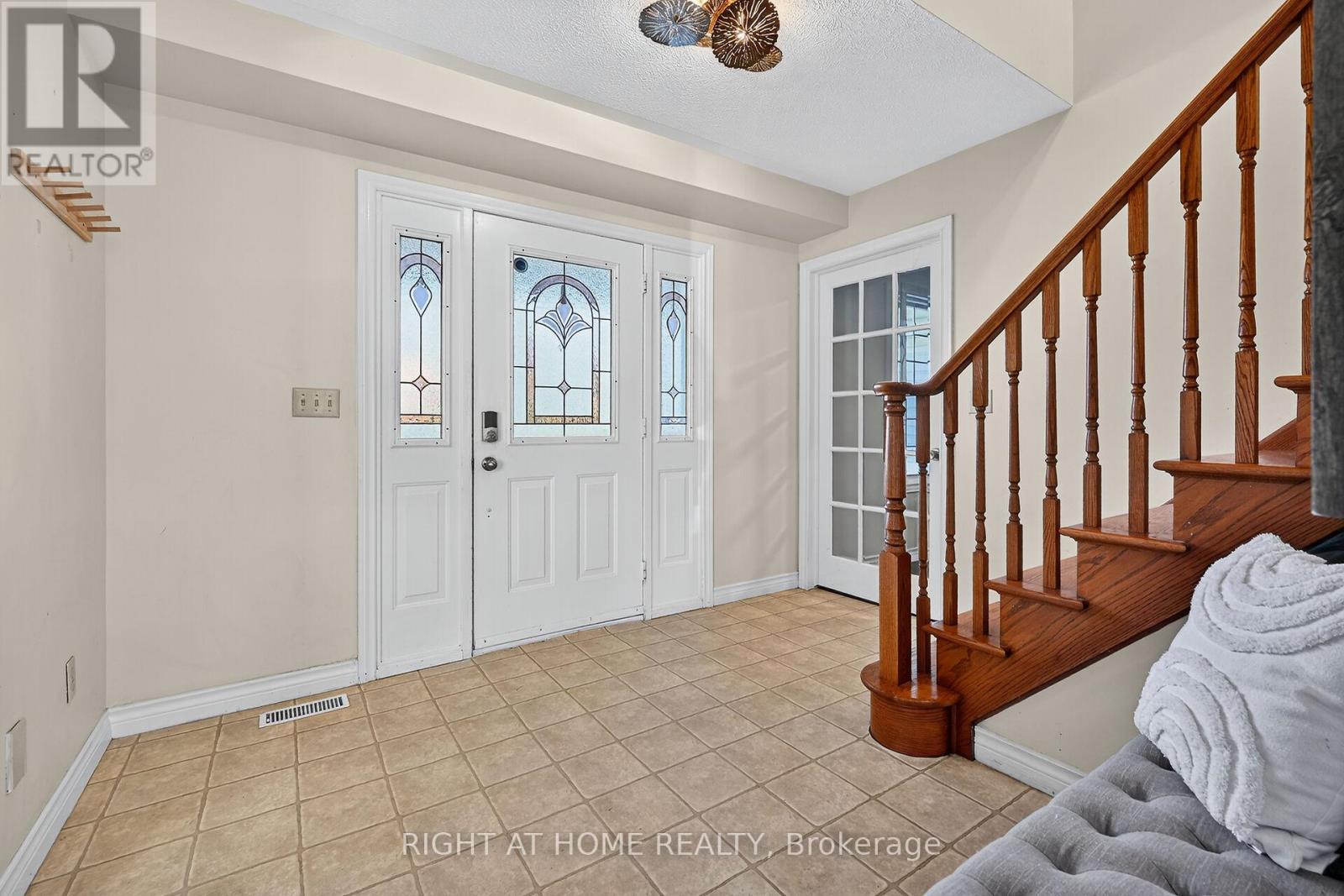 8 Talbot Road, Haldimand, Ontario  N0A 1C0 - Photo 36 - X12482215