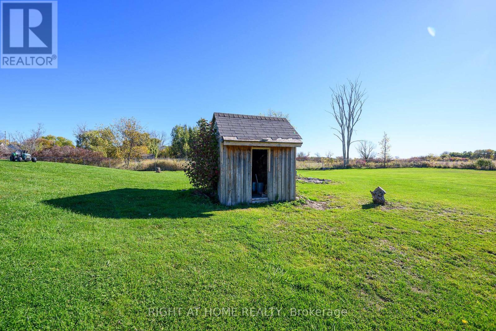 8 Talbot Road, Haldimand, Ontario  N0A 1C0 - Photo 42 - X12482215