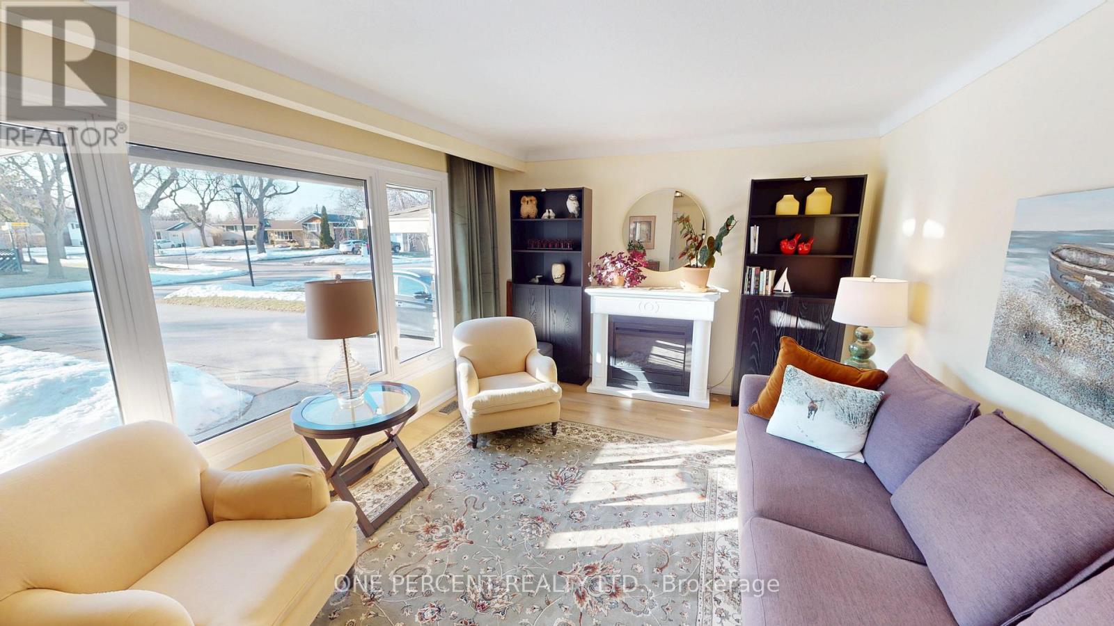 38 Strathcona Drive, St. Catharines, Ontario  L2M 2A9 - Photo 3 - X12482224