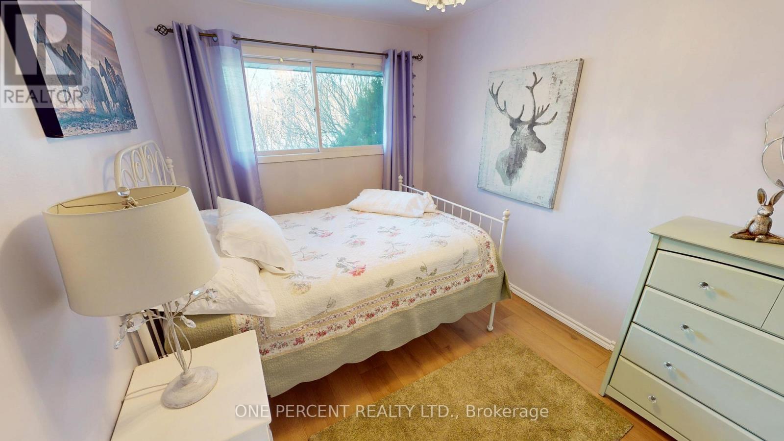 38 Strathcona Drive, St. Catharines, Ontario  L2M 2A9 - Photo 9 - X12482224