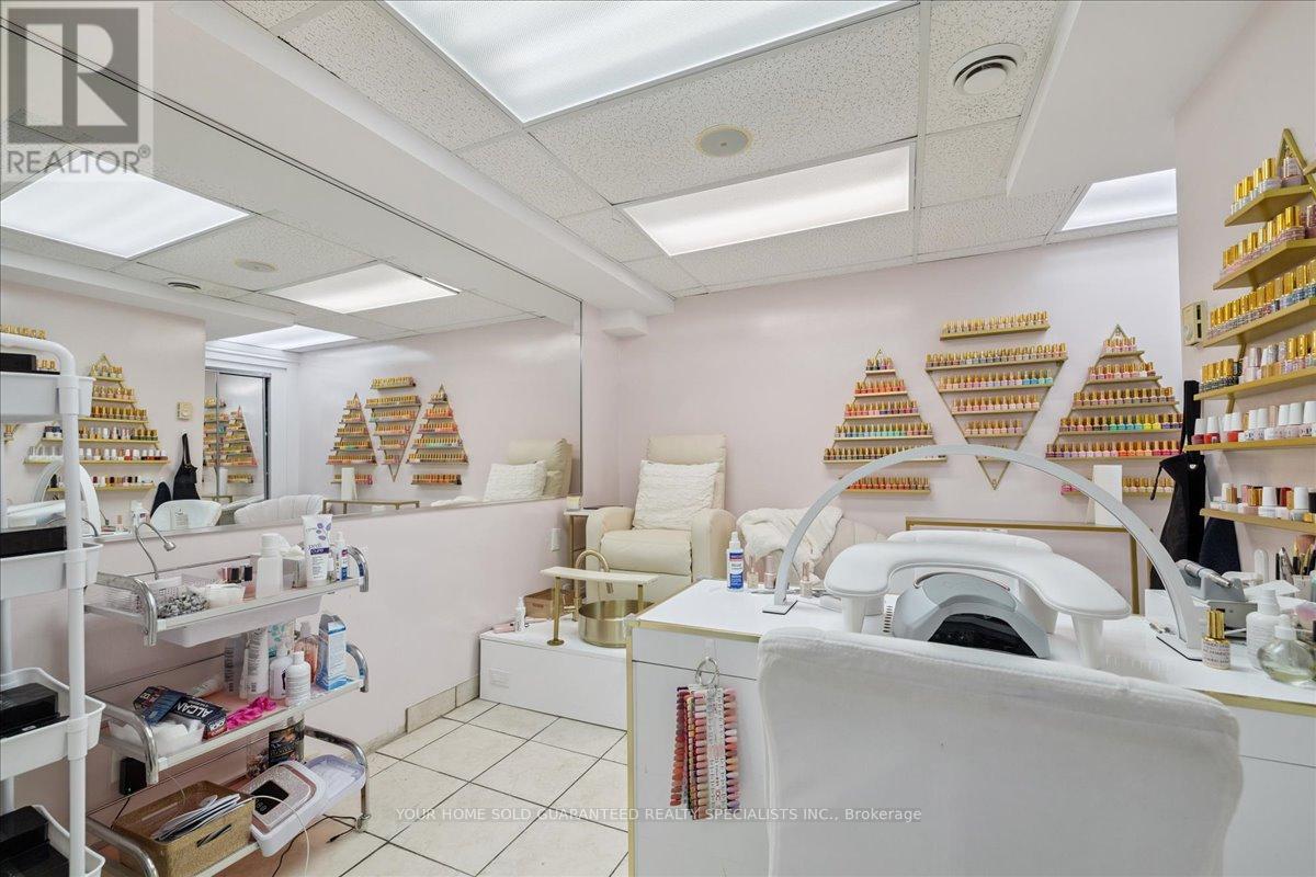 Unit 1 - 550 Upper James Street, Hamilton, Ontario  L9C 2Y4 - Photo 12 - X12482240