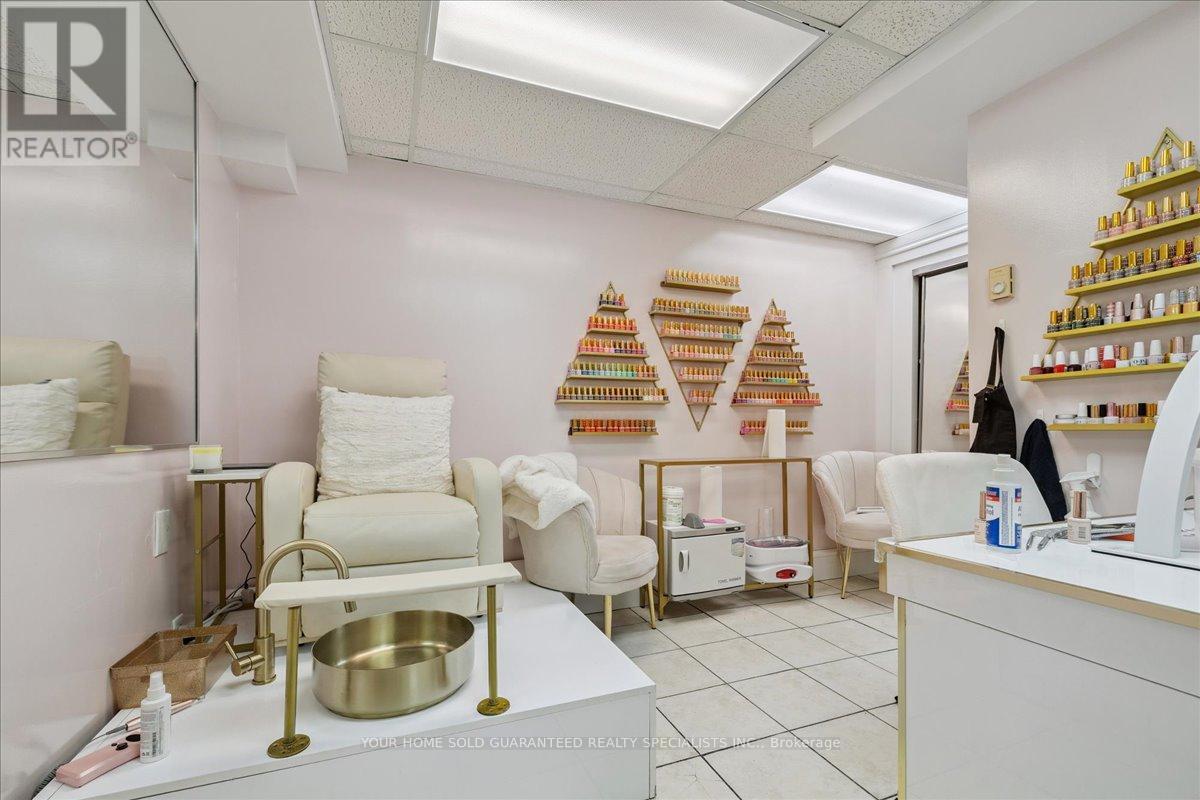 Unit 1 - 550 Upper James Street, Hamilton, Ontario  L9C 2Y4 - Photo 13 - X12482240